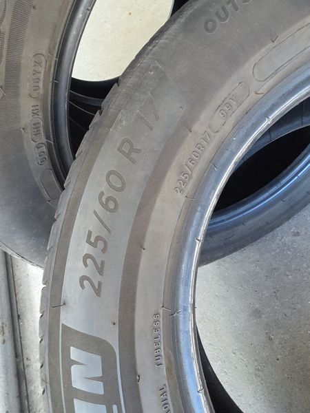 225/60/17 MICHELIN 4бр