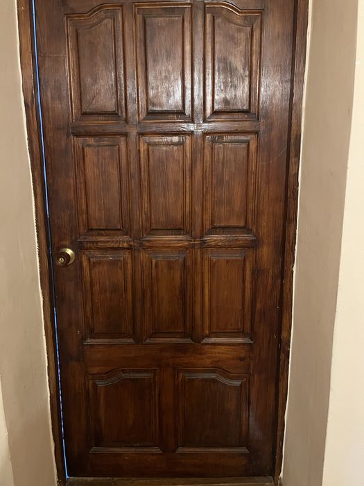 Есік сатылады б/у 5 дана