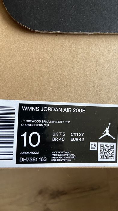 Дамски маратонки Nike Jordan 42