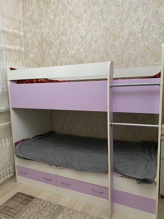 Кровать и шифонер