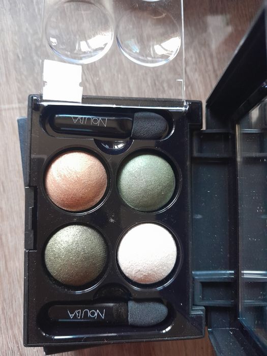 Наборы теней Нуба и IsaDora