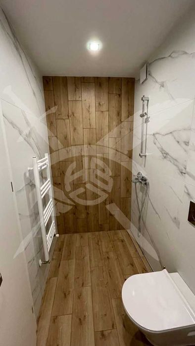 Дава се под наем Двустаен апартамент в София, Хладилника - 90 кв.м за 1047.03 € - Снимка #4