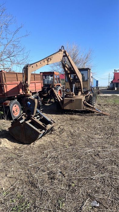 (HO) TIH 445 Tractor with Crane Hook (Model Train)