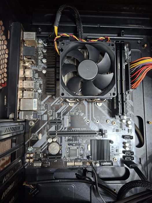 Комплект R5 5500 + B450 + Кулер