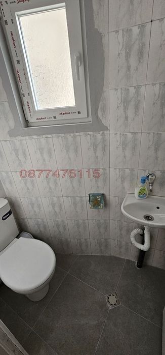 Дава се под наем Тристаен апартамент в Пловдив, Кършияка - 90 кв.м за 471.75 € - Снимка #18