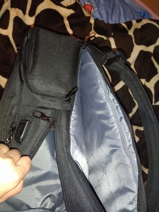 Продам рюкзак для ноутбука