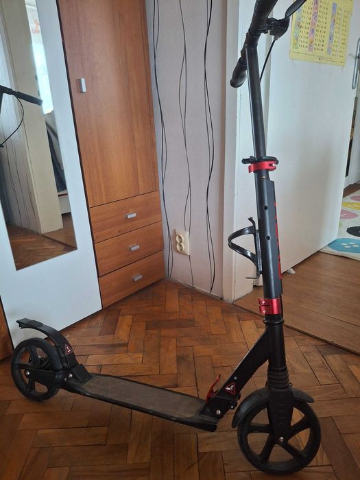 Детска тротинетка до 100 кг.