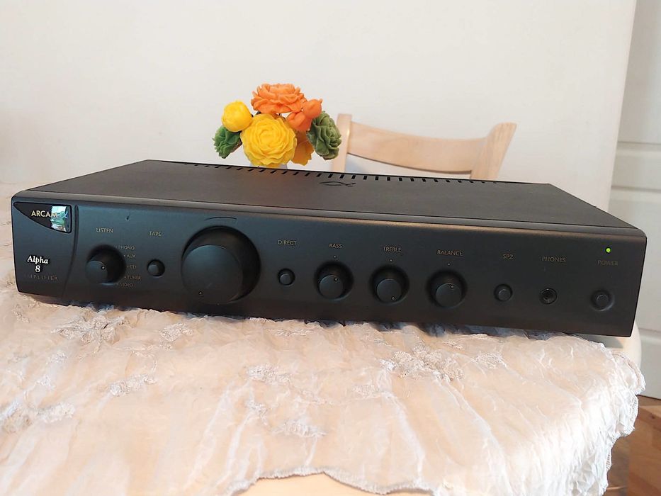Arcam Alpha 8 amplificator integrat Roksan Cambridge Mission Rega Cyrus Naim Audiolab Sugden Marantz NAD Harman Sony