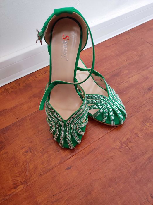 Pantofi eleganti verzi