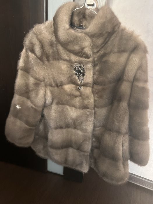 Продам норковую шубку