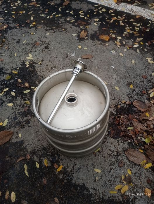 ,butoi inox bere bergenbier și tuborg,skol, carlsberg