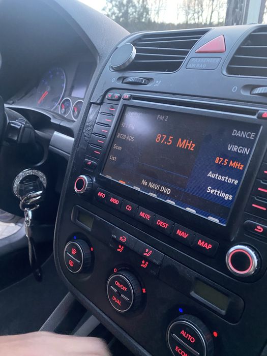VOLKSWAGEN Golf 2006 — imagine 4