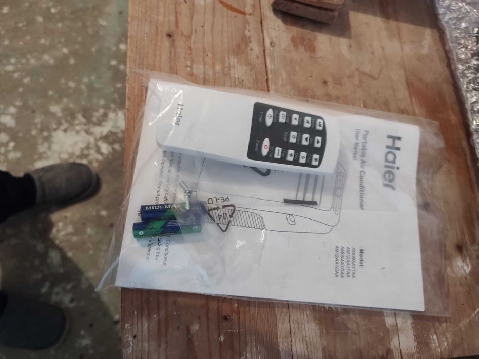 Мобилен климатик HAIER AM12AA1GAA
