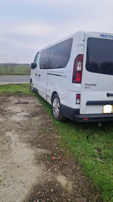 Dezmembrez Renault Trafic 2016 Mini Bus 1.6 biturbo