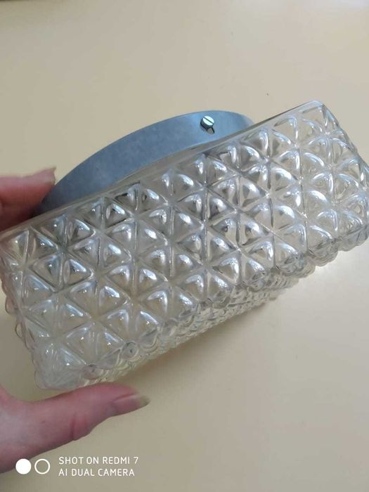 Светильник, в ванную/ коридор / туалет / баню в хорошем состоянии!