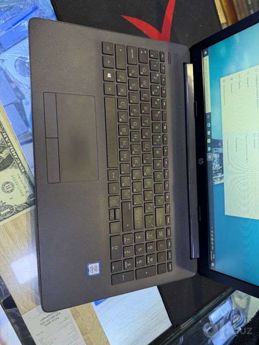 Hp intel Core i3 8130U DDR4 4GB HDD 500GB