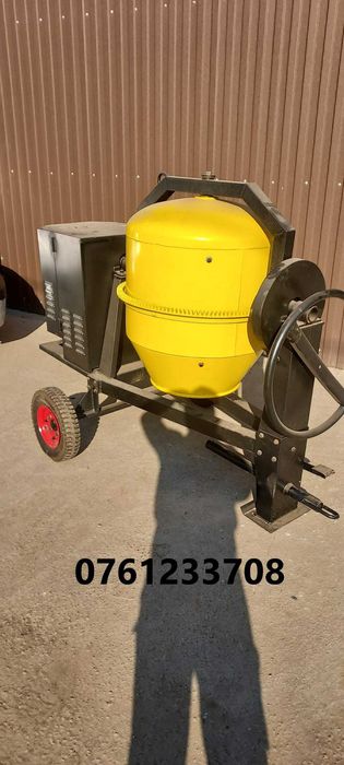 Betoniera 300 l , generator de curent 220 si trifazic de inchiriat