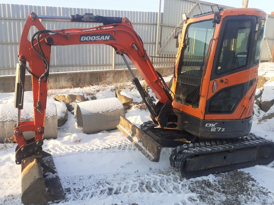 Mini-excavator Doosan DX27 de 2.7 tone an 2014