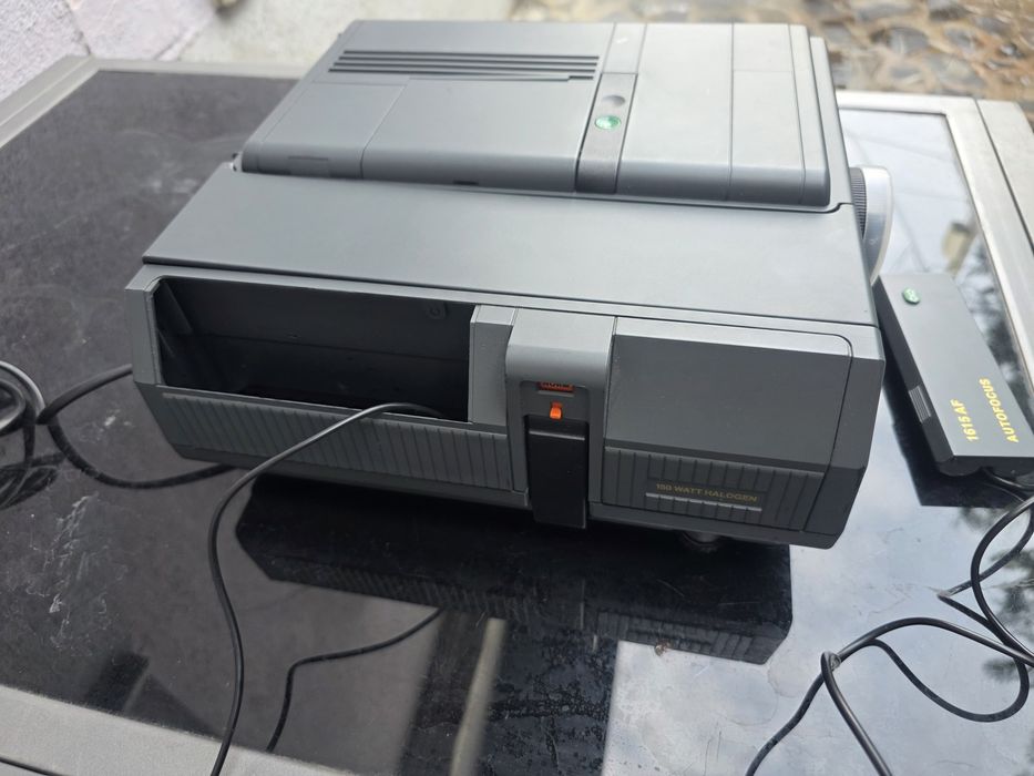 Vand videoproiector cu diapozitive
