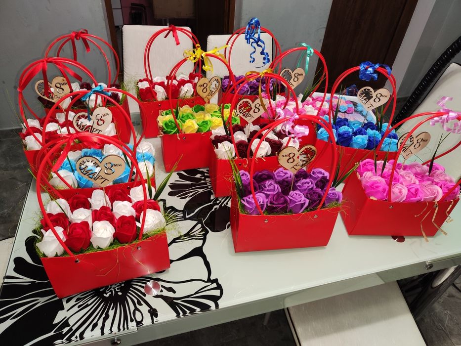 Подарете красота, която не увяхва –
с нежни цветя, които радват и вдъх