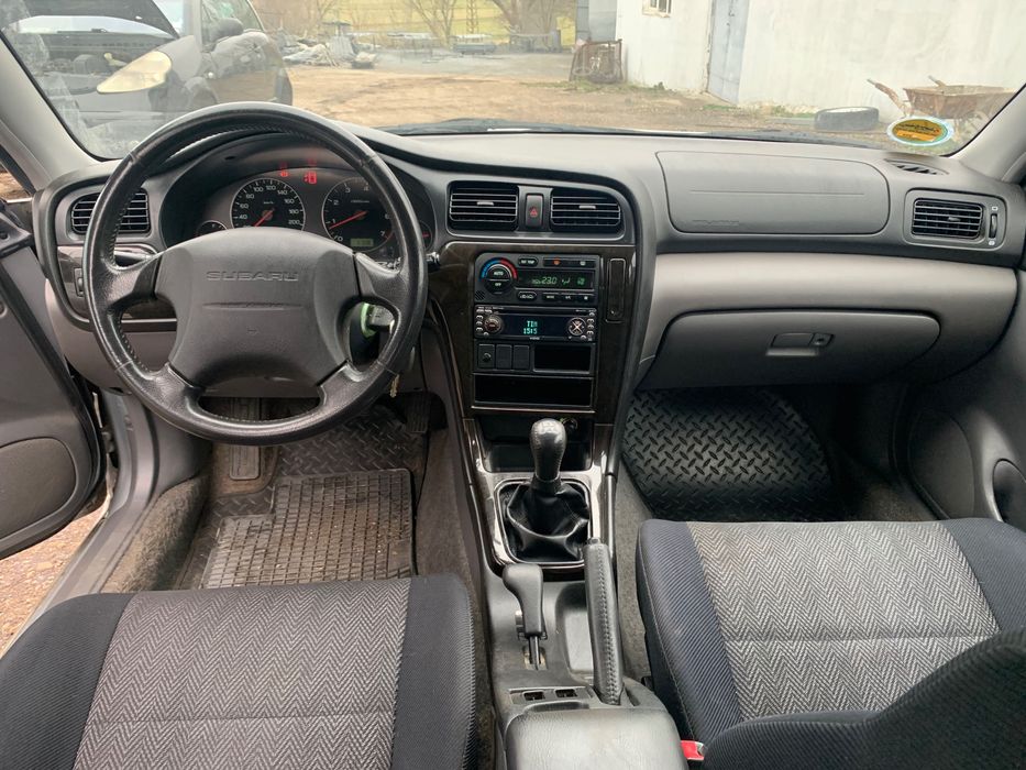 Subaru Legacy 4x4 2.0i 125кс. 2003г. - НА ЧАСТИ