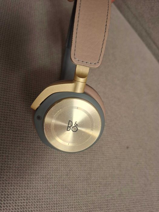 Casti On Ear Bang & Olufsen BeoPlay H8 Gold