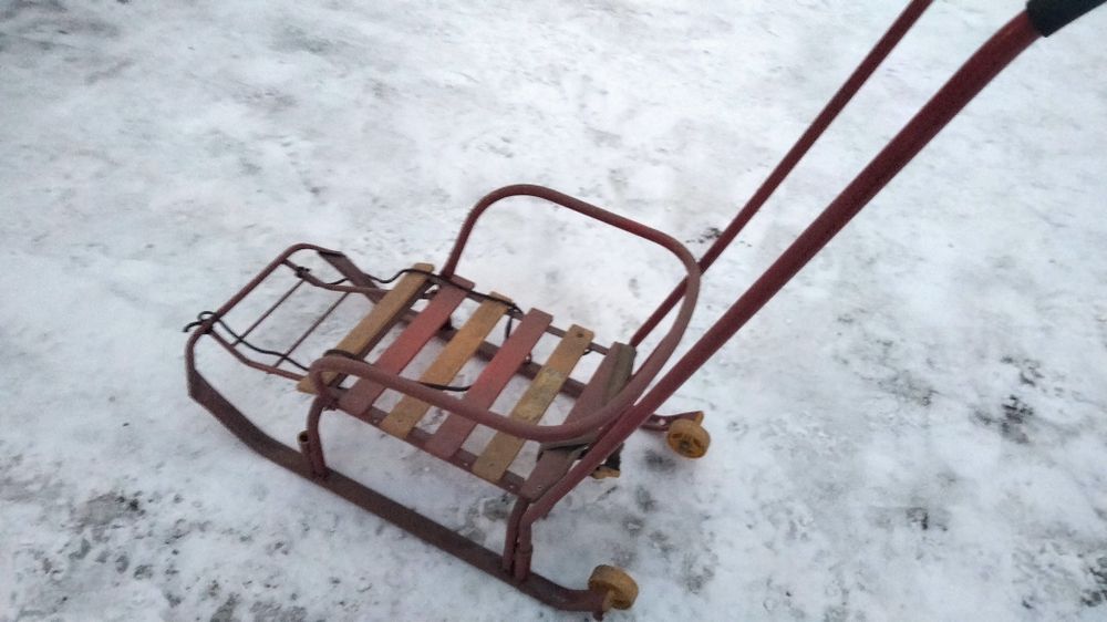 Продам сани детский