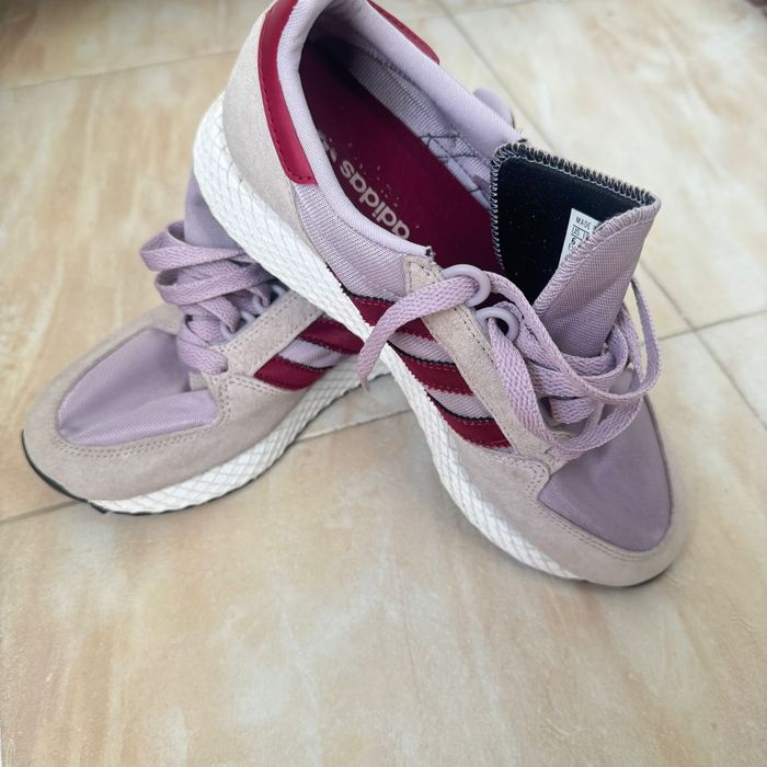 Adidași Adidas – mărimea 37,5 – stare foarte bună