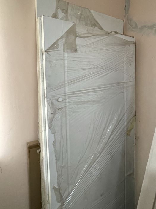 Ак есыктер сатылады