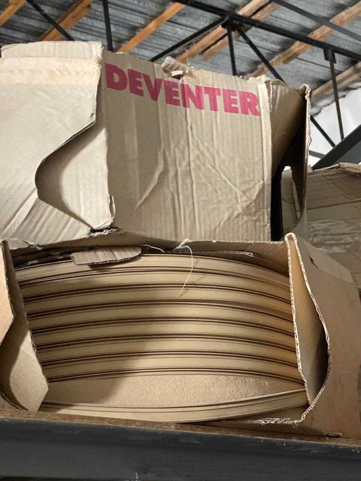 Уплотнитель для окон деревянных со стеклопакетом/ Deventer