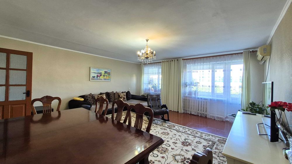 Квартира на Азаттык 42А