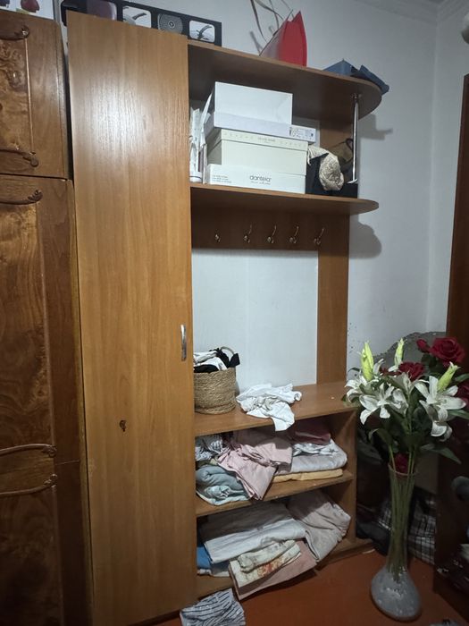 Шкаф срочно продается