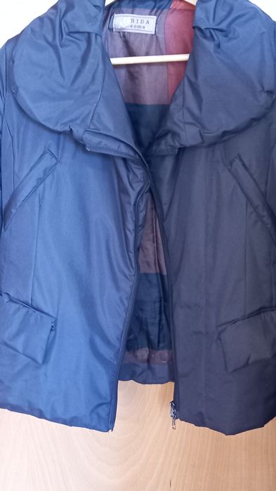 Vand geaca dama/ fete groasa captusita,nr L, stare perfecta