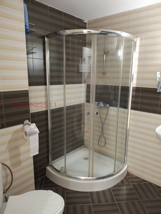 Дава се под наем Тристаен апартамент в Гоце Делчев - 92 кв.м за 306 € - Снимка #8