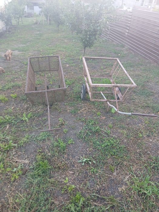 Cărucior vechi..