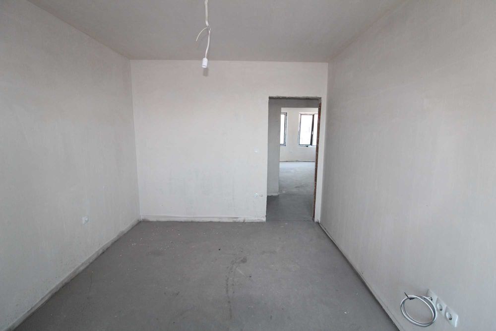 Продава се Тристаен апартамент в Пловдив, Кършияка - 97 кв.м за 2015 €/кв.м - Снимка #3