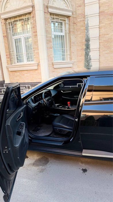 kia ev6 toliq elektr holati yaxshi.