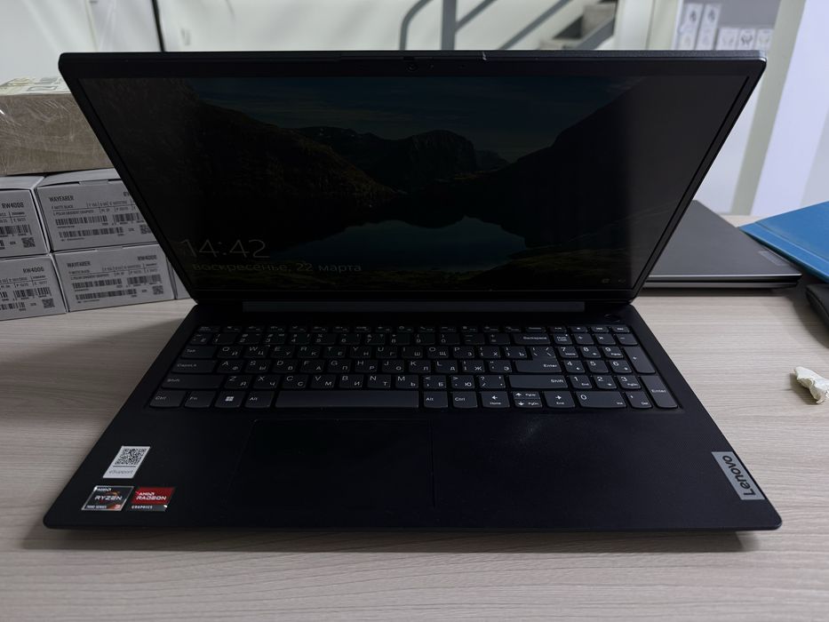 Lenovo V15 G4 AMN