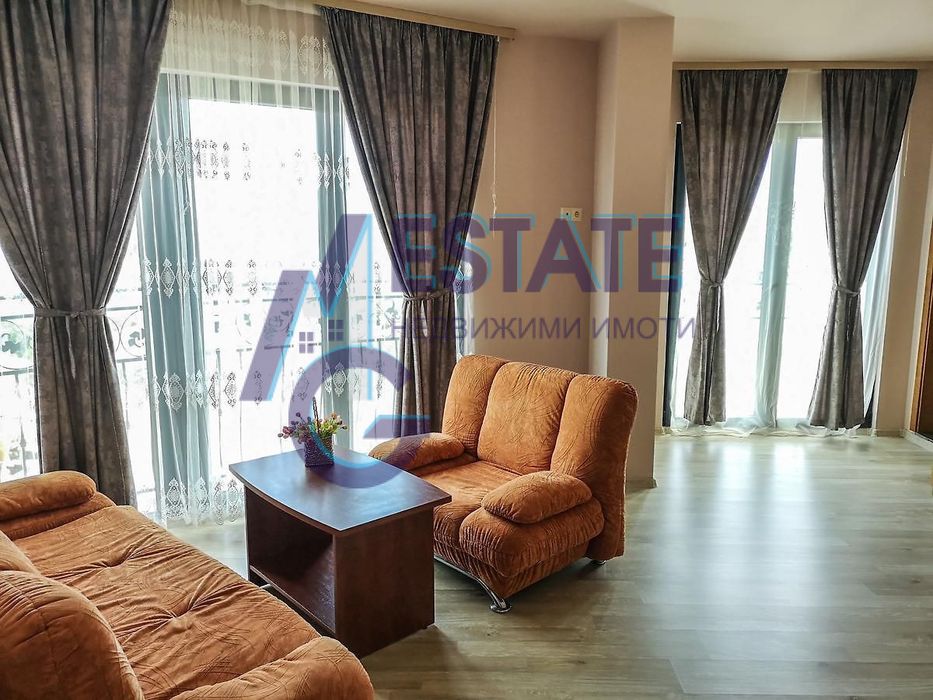 Продава целогодишно работещ Хотел в центъра на  кк.Слънчев Бряг