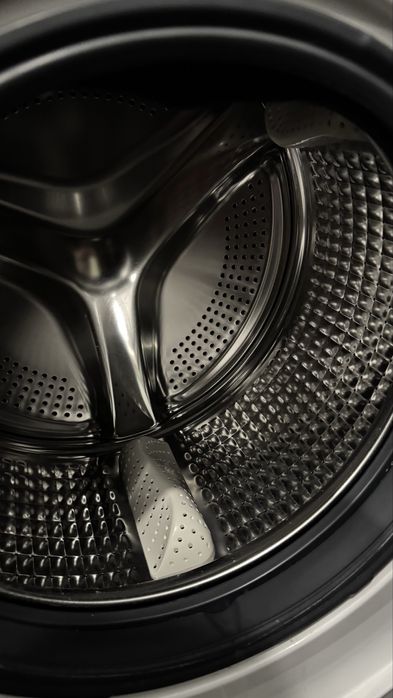 Продам стиральную машину Haier