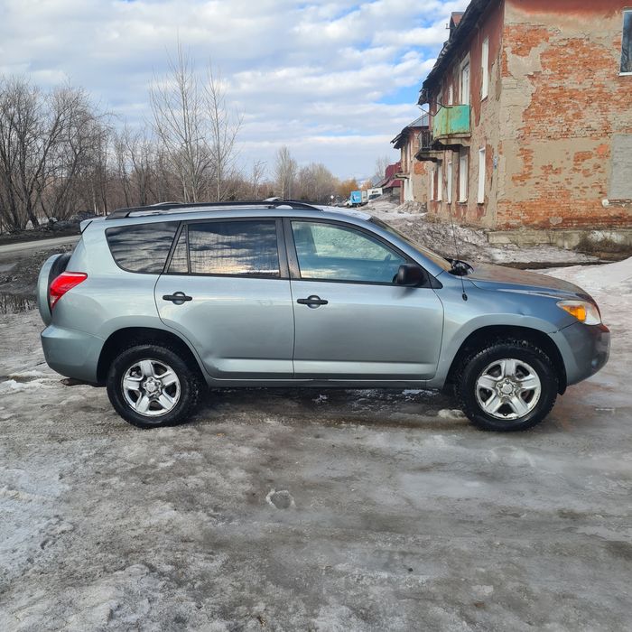 Продам  Тойота Раф-4