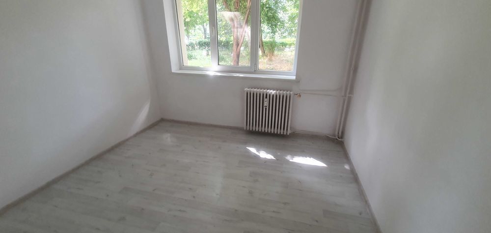 apartament 2camere de vanzare