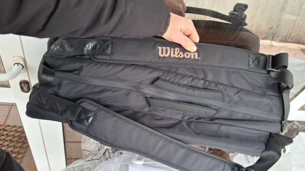 Нова тенис чанта wilson