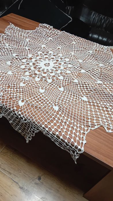 Ръчно плетени покривки за  маса