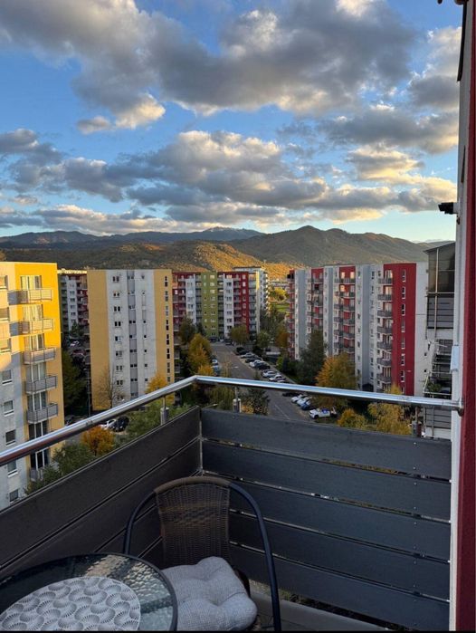 Vand apartament modern!