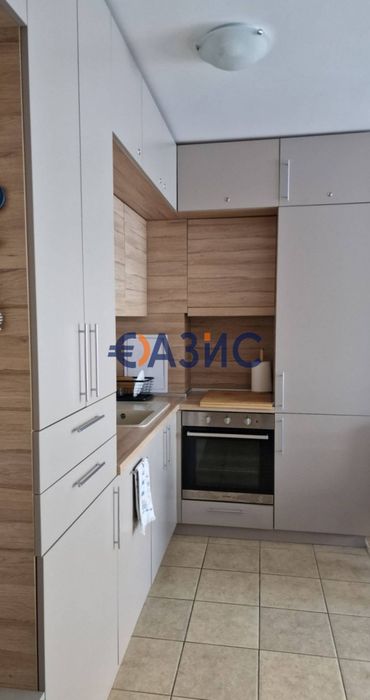 Апартамент с 1 спалня в комплекс" Елит", 60.81 кв. м, Равда,