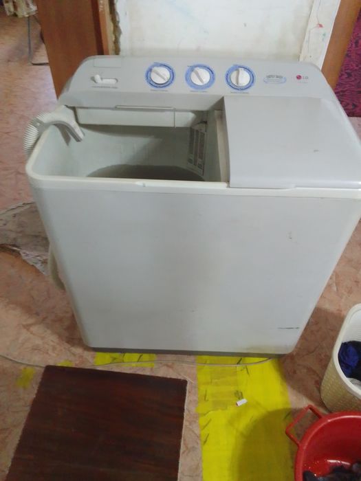 Продам стиральную машинку