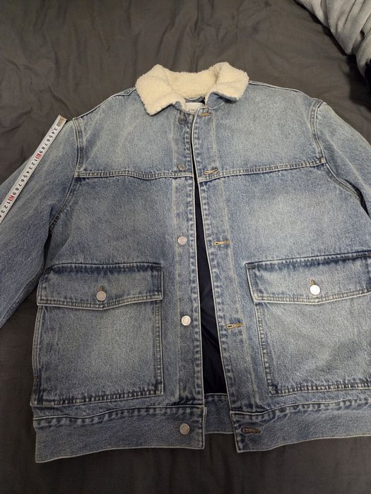 Vând haină blugi H&M iarnă.