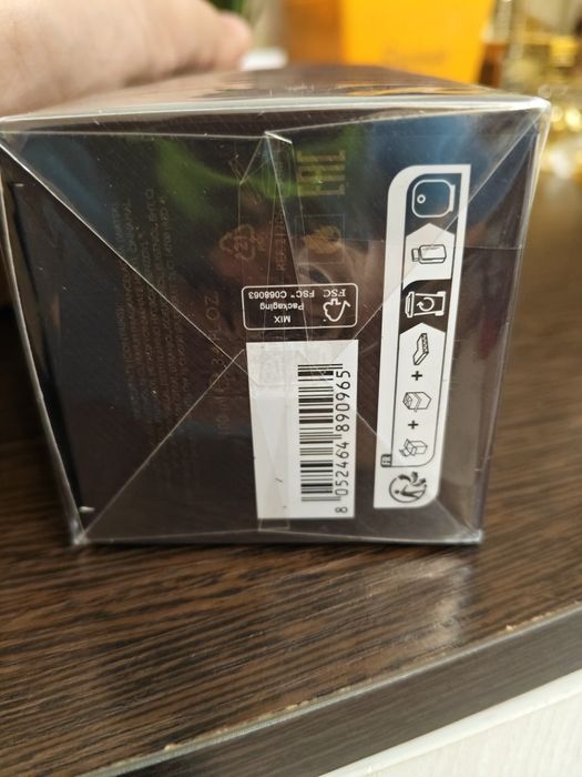 Парфюм Salvatore Ferragamo Spicy leather