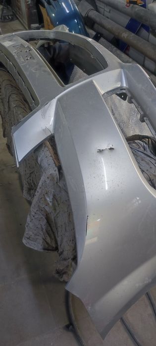Запчасти б/у с повреждением